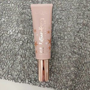 Ciate Radiant and Hydrating Extraordinary Foundation